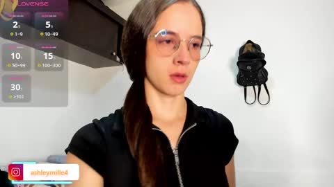 Snapshot of hanasleep chatting on 10-29-25, 07:15 hanasleep online show from 10-29-25, 07:15