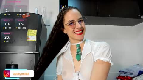 Snapshot of hanasleep chatting on 11-09-25, 07:01 hanasleep online show from 11-09-25, 07:01