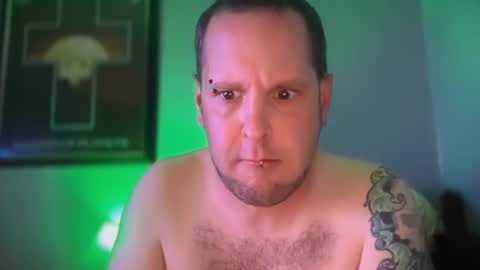 hand_banana_420 online show from 09-16-25, 01:39