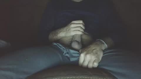 Snapshot of hands0nc chatting on 11-11-25, 06:13 PHHands0nC online show from 11-11-25, 06:13