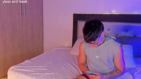 handsome_boys69 online show from 04-24-26, 06:16