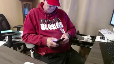 handsome_guy4u online show from 04-08-26, 01:38