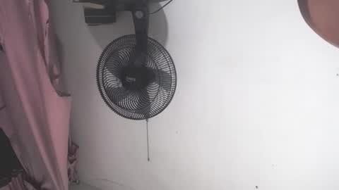 handsome_invictusiv online show from 12-21-25, 12:51