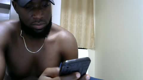 Snapshot of handsome_king30 chatting on 01-12-25, 10:33 handsome king online show from 01-12-25, 10:33