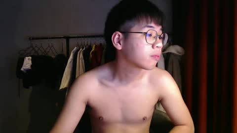 handsome_mannn online show from 12-12-24, 06:14