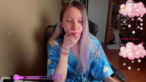Snapshot of handsome_whale chatting on 12-30-24, 06:31 Mila online show from 12-30-24, 06:31