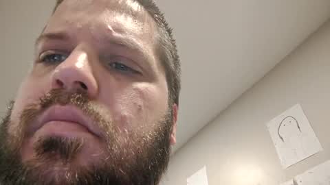 handsomedaddy198923 online show from 09-28-25, 09:53