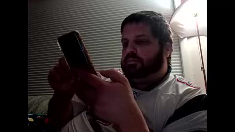 handsomedaddy198923 online show from 12-01-25, 08:19