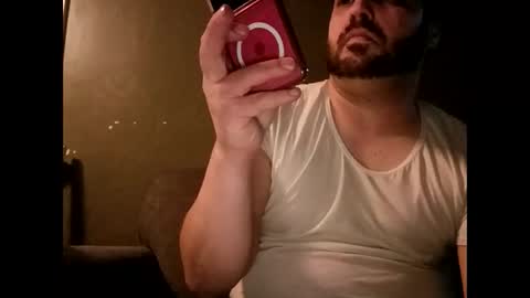 Snapshot of handsomedaddy198924 chatting on 02-18-26, 07:37 Handsomedaddy198923 online show from 02-18-26, 07:37