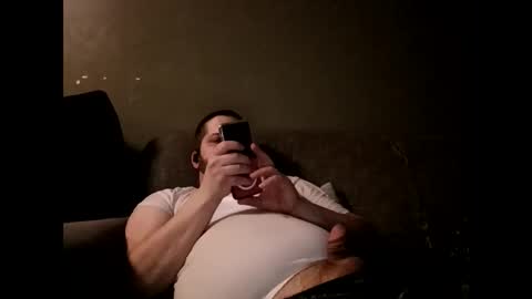 Handsomedaddy198923 online show from 03-24-26, 07:24