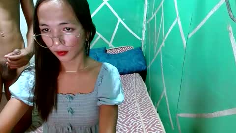 Snapshot of handsomedick143529 chatting on 04-15-26, 03:41 rimby and angelica nina online show from 04-15-26, 03:41