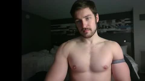 handsumhung online show from 03-18-26, 12:36