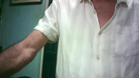 Snapshot of handymanforyou177322 chatting on 11-28-25, 12:30 handymanforyou177322 online show from 11-28-25, 12:30