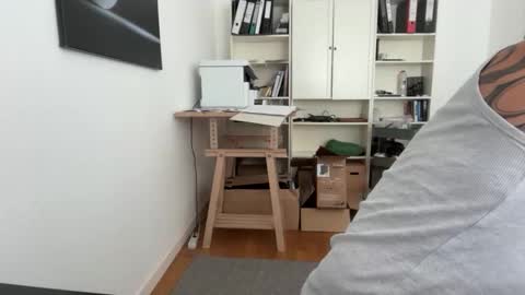 Snapshot of hankmoody6 chatting on 09-19-25, 11:44 hanky online show from 09-19-25, 11:44