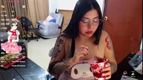 Hanna online show from 11-18-25, 11:37