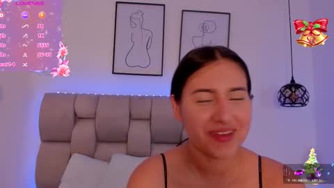 hanna__evans_ online show from 12-18-25, 12:33