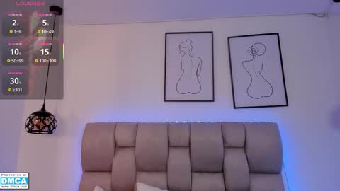 hanna__evans_ online show from 03-25-26, 12:44