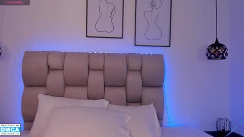 hanna__evans_ online show from 03-26-26, 11:05