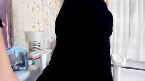  hanna  online show from 03-08-25, 03:17