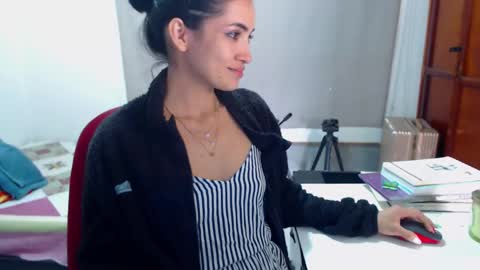 Sara online show from 02-15-26, 02:36