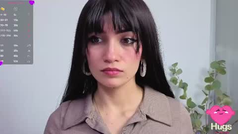 Snapshot of hanna_chloe chatting on 07-16-26, 02:01 Sara online show from 07-16-26, 02:01