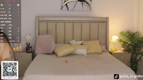 hanna_costtello online show from 02-24-25, 02:40