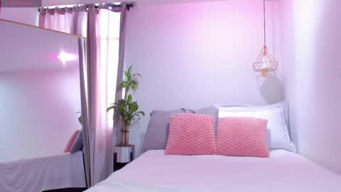 Hanna online show from 03-04-25, 01:06