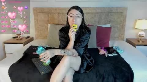 Snapshot of hanna_daze chatting on 02-13-26, 11:28 hanna_daze online show from 02-13-26, 11:28