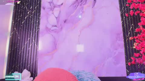 Snapshot of hanna_evanns_ chatting on 05-05-26, 09:12 Hanna online show from 05-05-26, 09:12