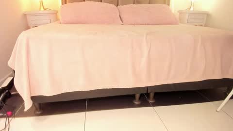  im Hanna online show from 10-10-25, 02:16