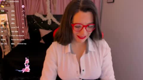 Snapshot of hanna_ma chatting on 01-06-26, 02:10 hanna_ma online show from 01-06-26, 02:10