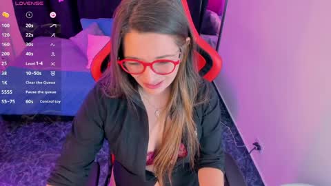 Snapshot of hanna_ma chatting on 03-21-26, 06:00 hanna_ma online show from 03-21-26, 06:00