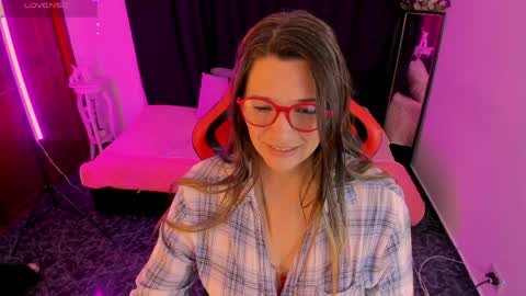 Snapshot of hanna_ma chatting on 03-28-26, 05:34 hanna_ma online show from 03-28-26, 05:34