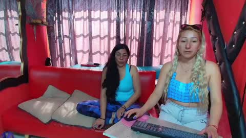 Snapshot of hanna_mature01 chatting on 02-01-25, 02:34 Hanna online show from 02-01-25, 02:34