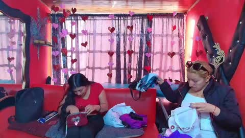 Snapshot of hanna_mature01 chatting on 02-14-25, 12:36 Hanna online show from 02-14-25, 12:36