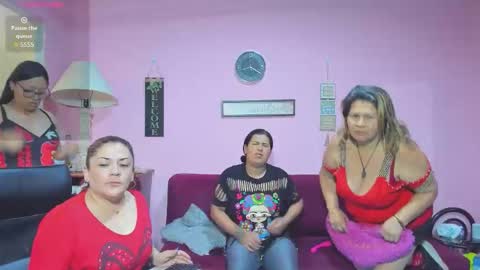 Snapshot of hanna_mature01 chatting on 10-03-25, 01:19 Hanna online show from 10-03-25, 01:19