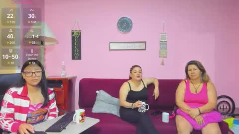 Snapshot of hanna_mature01 chatting on 10-08-25, 12:25 Hanna online show from 10-08-25, 12:25