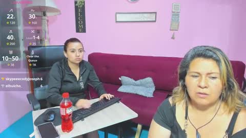 Snapshot of hanna_mature01 chatting on 10-10-25, 12:42 Hanna online show from 10-10-25, 12:42