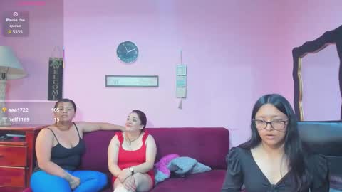 Snapshot of hanna_mature01 chatting on 10-17-25, 04:09 Hanna online show from 10-17-25, 04:09