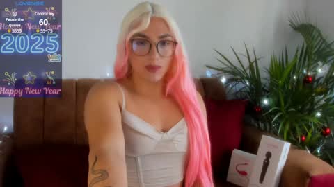 Hanna Capicorn online show from 01-07-25, 01:46