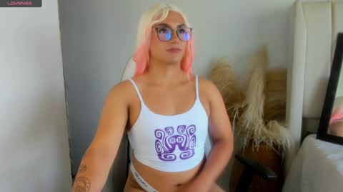 Hanna Capicorn online show from 01-19-25, 04:25