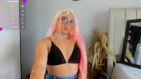 Hanna Capicorn online show from 01-26-25, 02:30