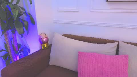 Snapshot of hanna_squirt_1 chatting on 06-22-26, 10:45 HANNA SOFIA online show from 06-22-26, 10:45