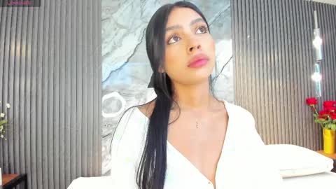 Snapshot of hanna_stell chatting on 05-13-26, 12:02 Hanna S online show from 05-13-26, 12:02