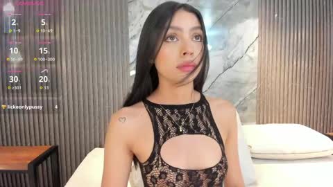 Snapshot of hanna_stell chatting on 06-04-26, 12:00 Hanna S online show from 06-04-26, 12:00