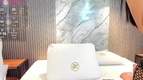 Snapshot of hanna_stell chatting on 06-17-26, 12:40 Hanna S online show from 06-17-26, 12:40