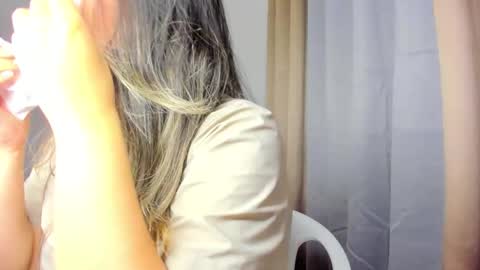 Hanna online show from 04-10-26, 01:33