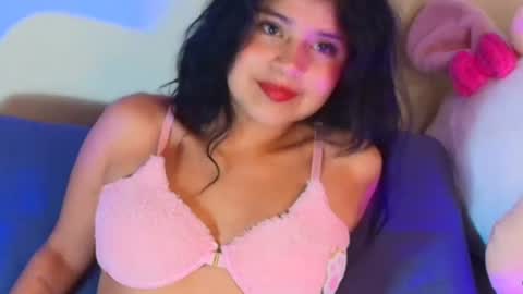Snapshot of hannaa_cute chatting on 06-11-26, 05:44 Hanna 3 online show from 06-11-26, 05:44