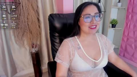 hannabackerr online show from 05-04-26, 01:07