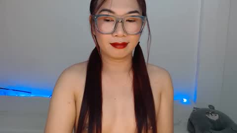 Hannah online show from 10-08-25, 04:43